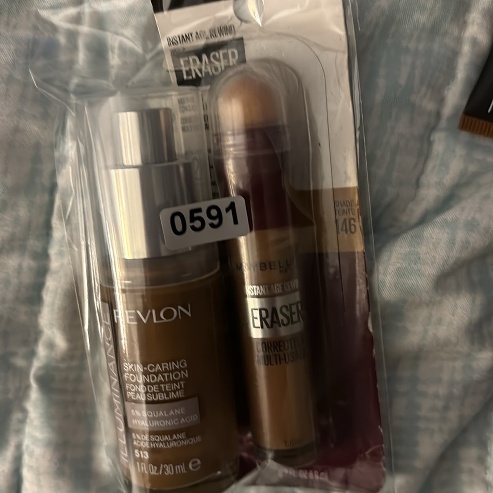 Revlon and Maybeline Foundation Set - Picture 8 of 8
